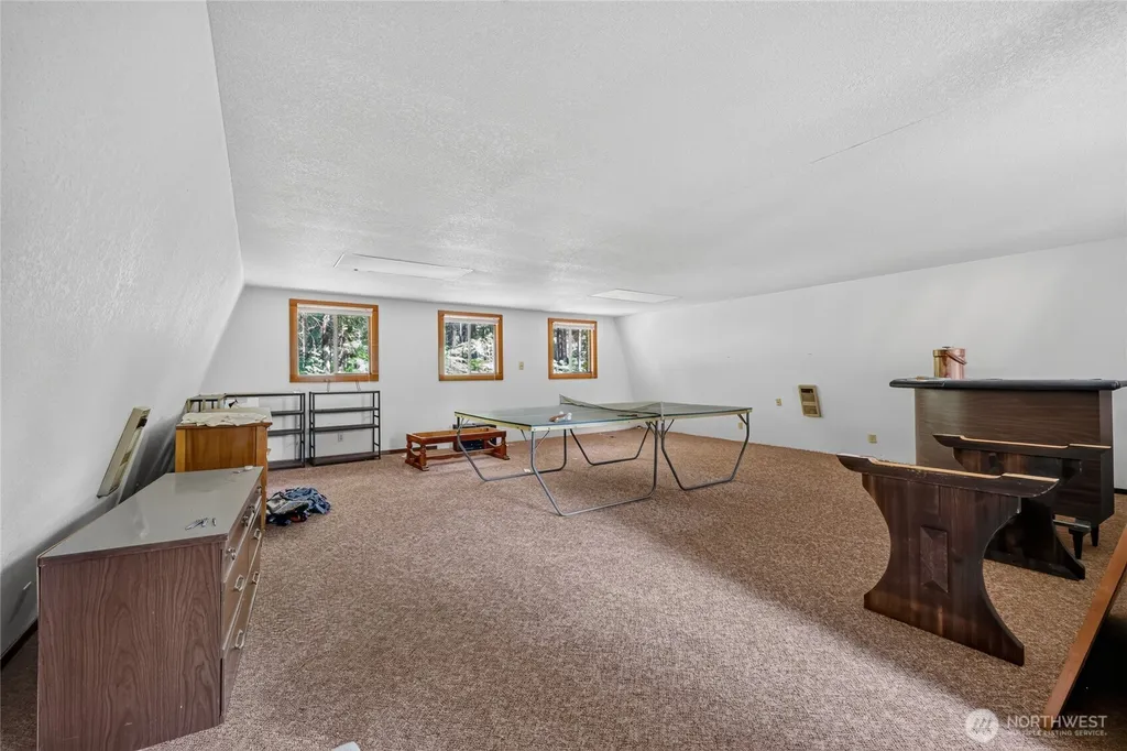 101 Cascade Drive Packwood WA 98361