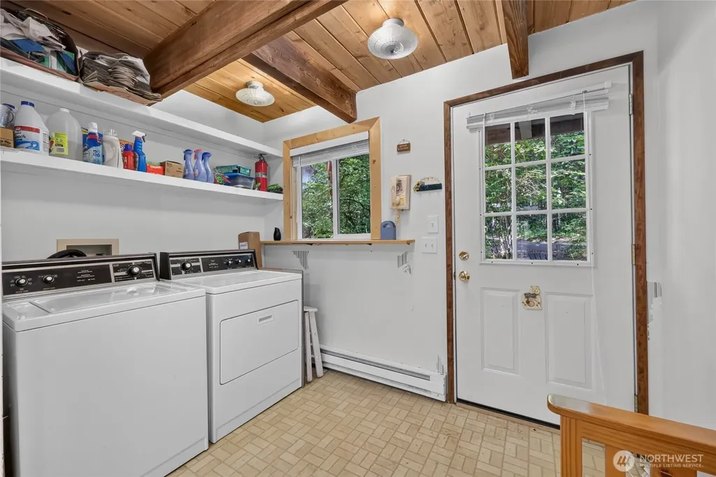 101 Cascade Drive Packwood WA 98361