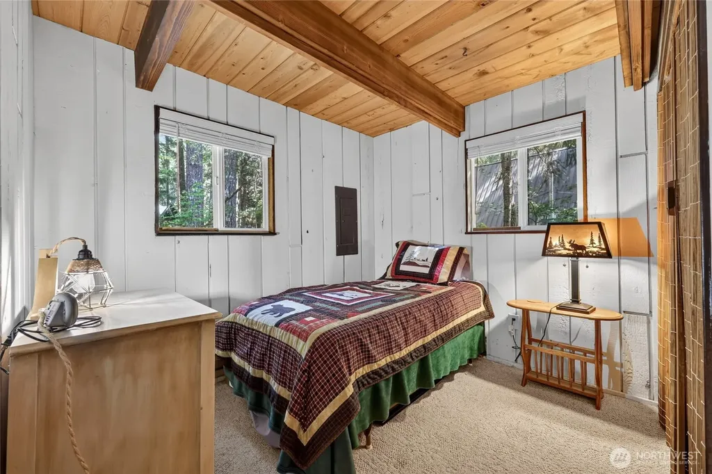 101 Cascade Drive Packwood WA 98361