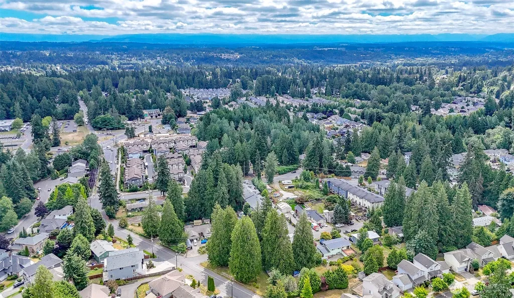 19226 7th Avenue W Lynnwood WA 98036