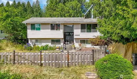 19226 7th Avenue W Lynnwood WA 98036