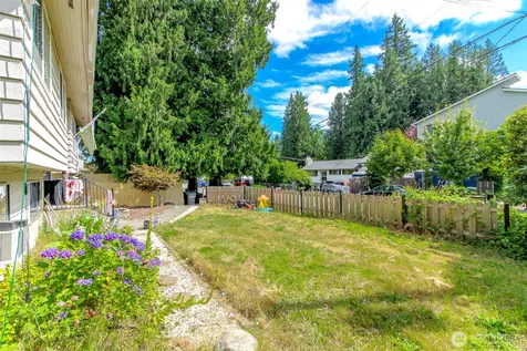 19226 7th Avenue W Lynnwood WA 98036