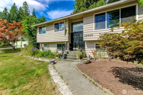 19226 7th Avenue W Lynnwood WA 98036