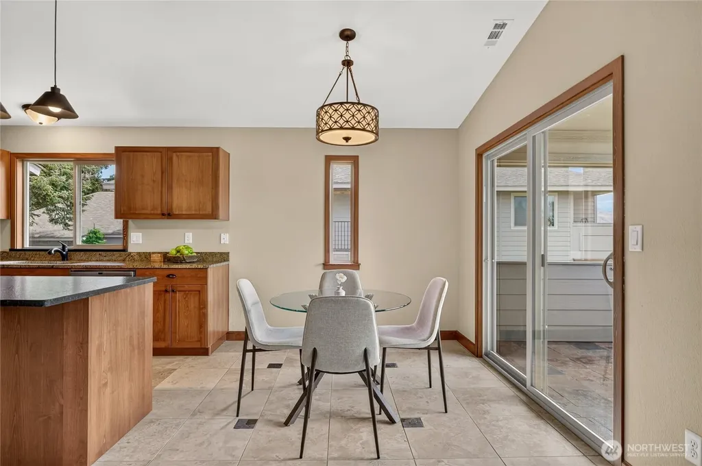 520 11th Street NE East Wenatchee WA 98802