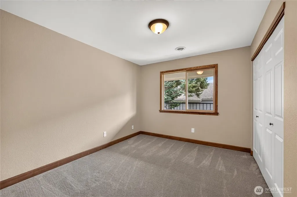 520 11th Street NE East Wenatchee WA 98802