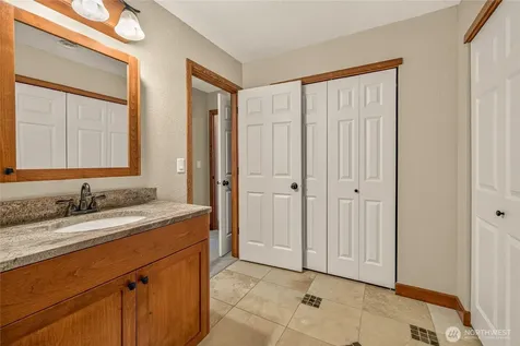 520 11th Street NE East Wenatchee WA 98802
