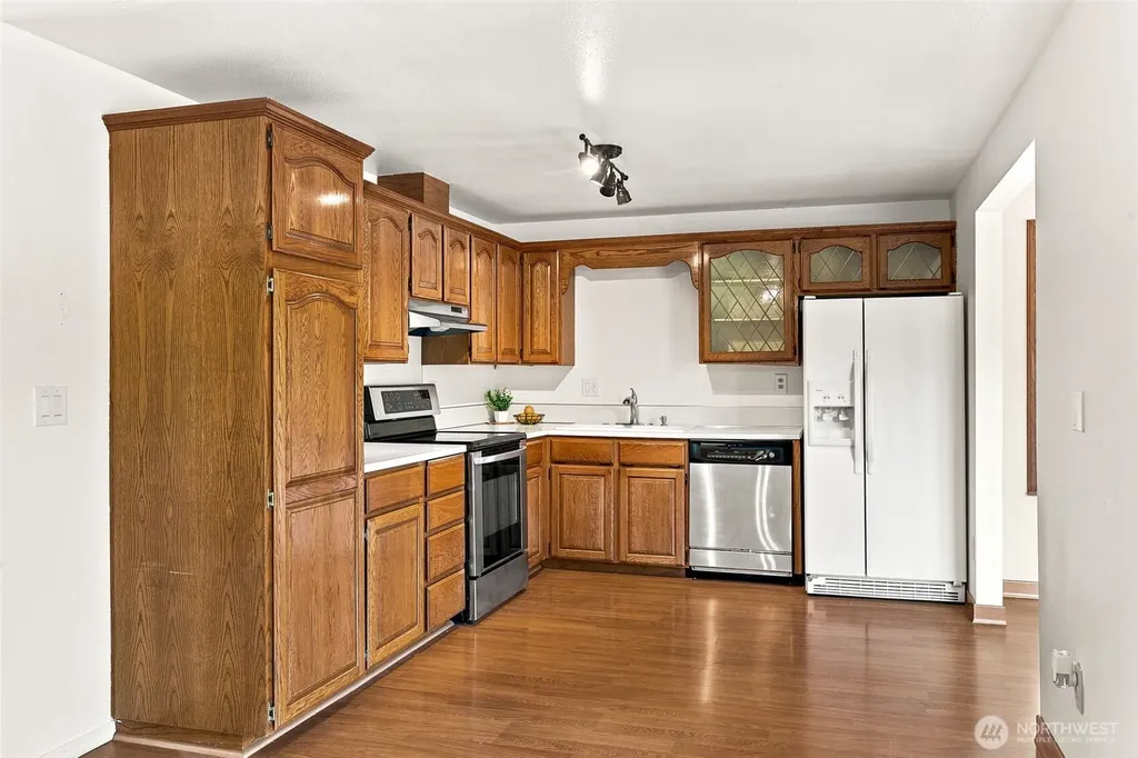 7910 Husky Way SE Lacey WA 98503