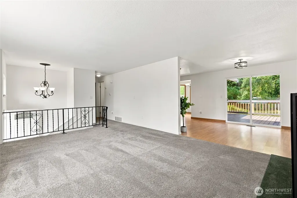 7910 Husky Way SE Lacey WA 98503