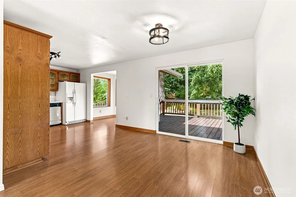 7910 Husky Way SE Lacey WA 98503