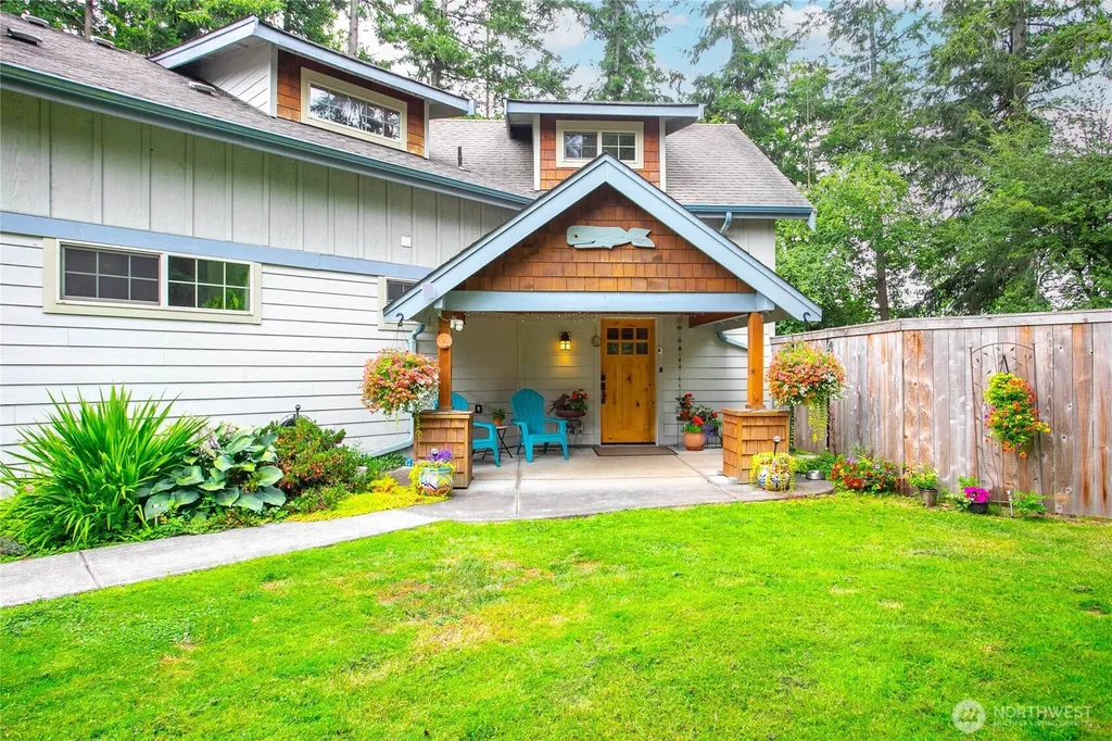1204 Hughes Avenue Blaine WA 98230
