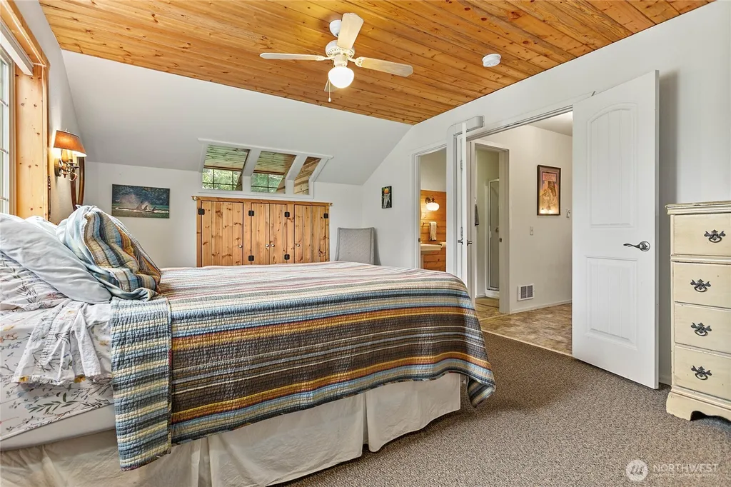 1204 Hughes Avenue Blaine WA 98230