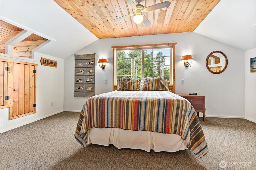 1204 Hughes Avenue Blaine WA 98230