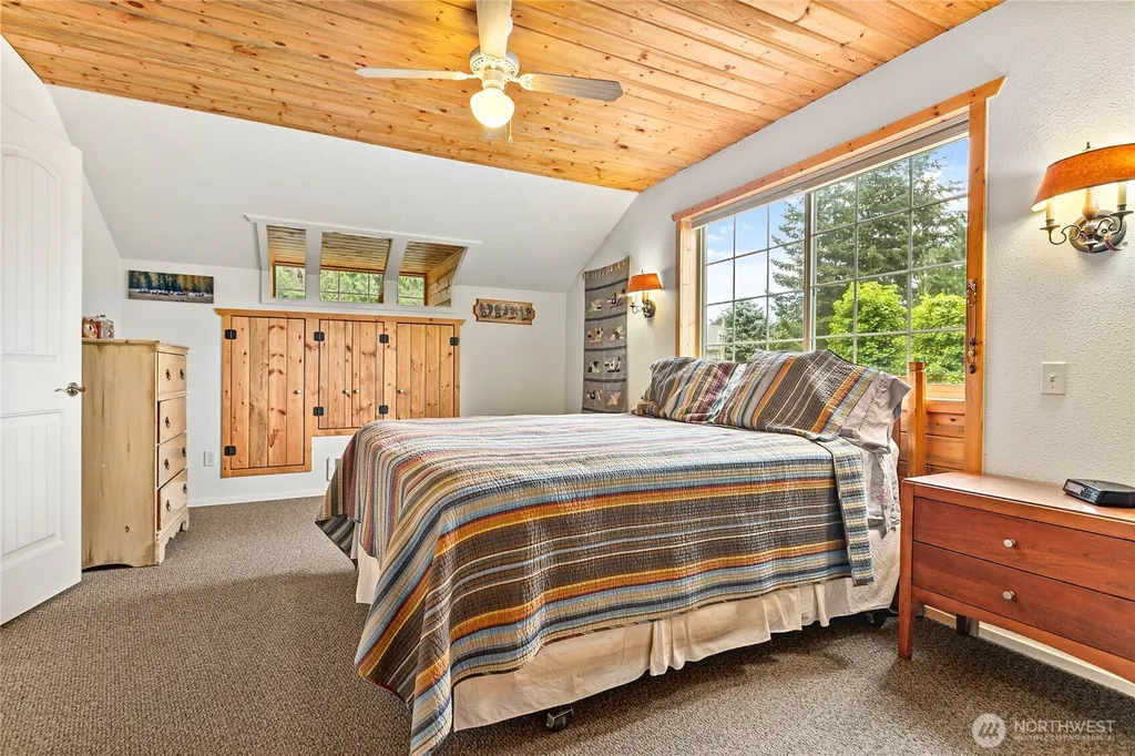 1204 Hughes Avenue Blaine WA 98230