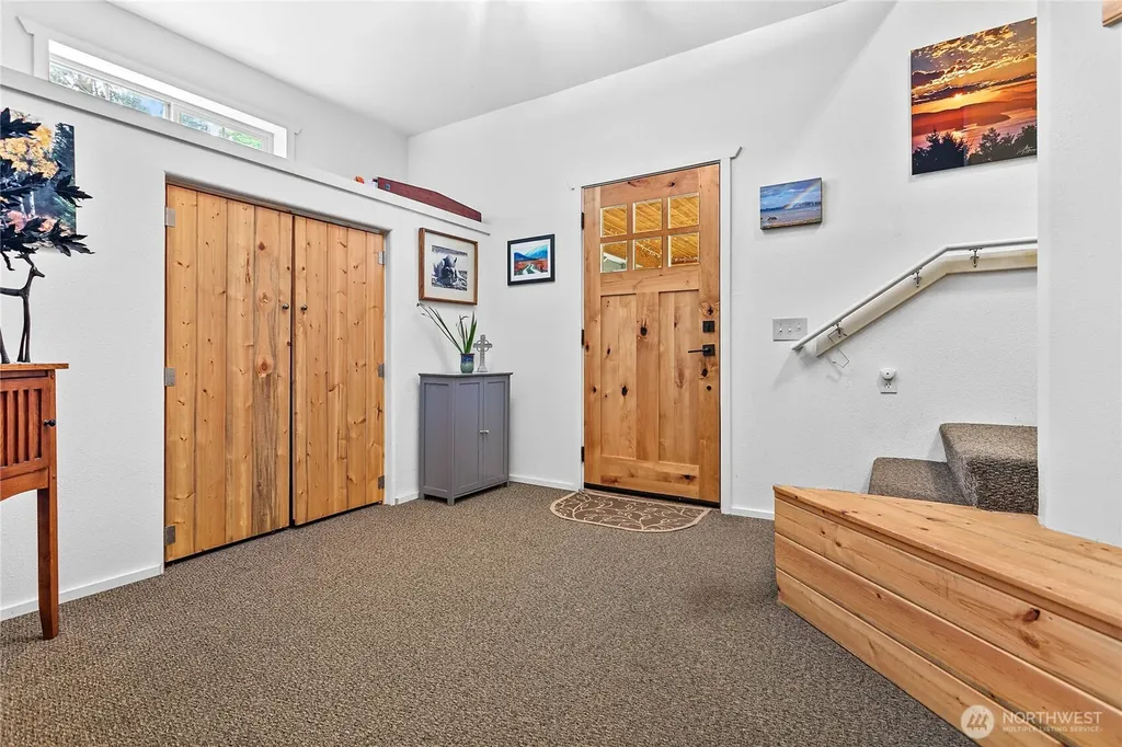 1204 Hughes Avenue Blaine WA 98230