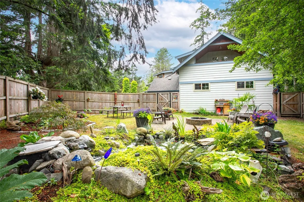 1204 Hughes Avenue Blaine WA 98230