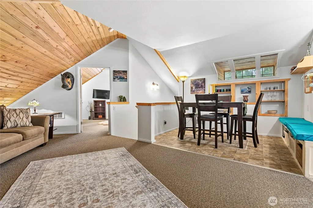 1204 Hughes Avenue Blaine WA 98230