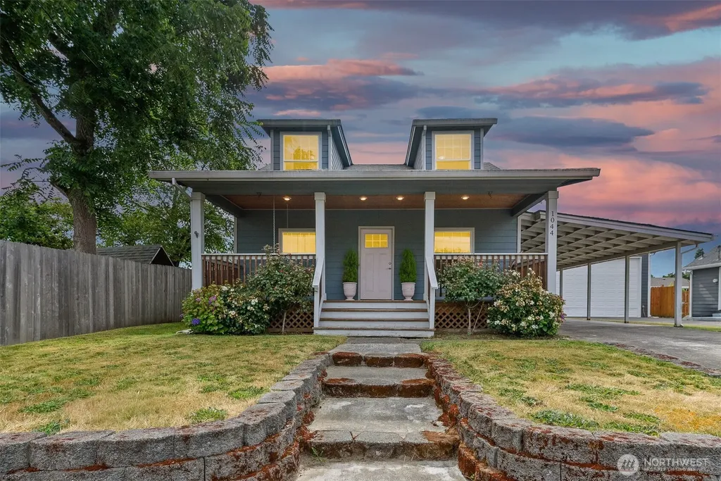 1044 Park Street Woodland WA 98674