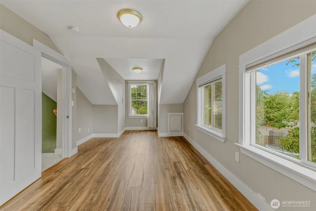 1044 Park Street Woodland WA 98674