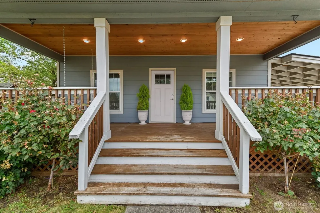 1044 Park Street Woodland WA 98674