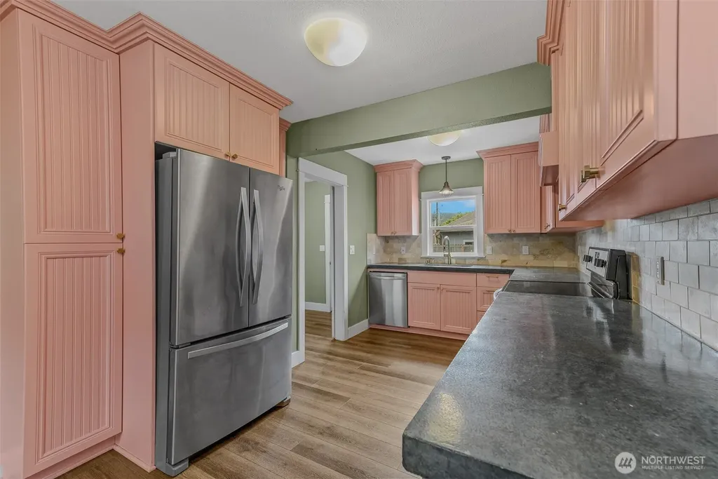 1044 Park Street Woodland WA 98674