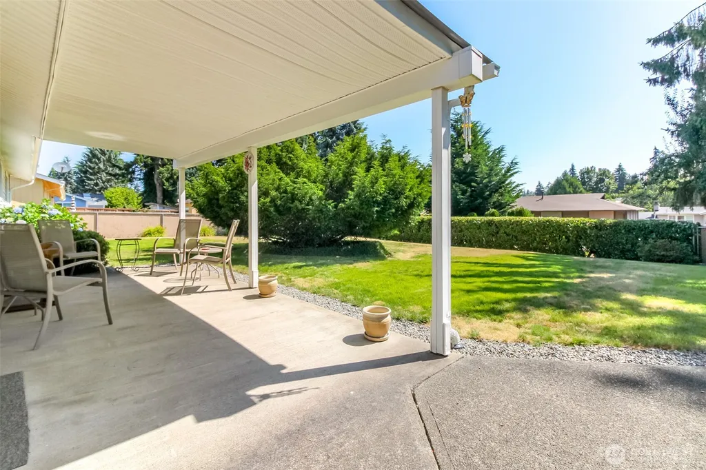 31244 9th Avenue S Federal Way WA 98003