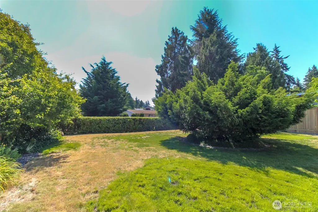 31244 9th Avenue S Federal Way WA 98003