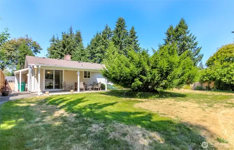 31244 9th Avenue S Federal Way WA 98003