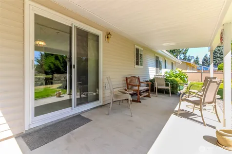 31244 9th Avenue S Federal Way WA 98003