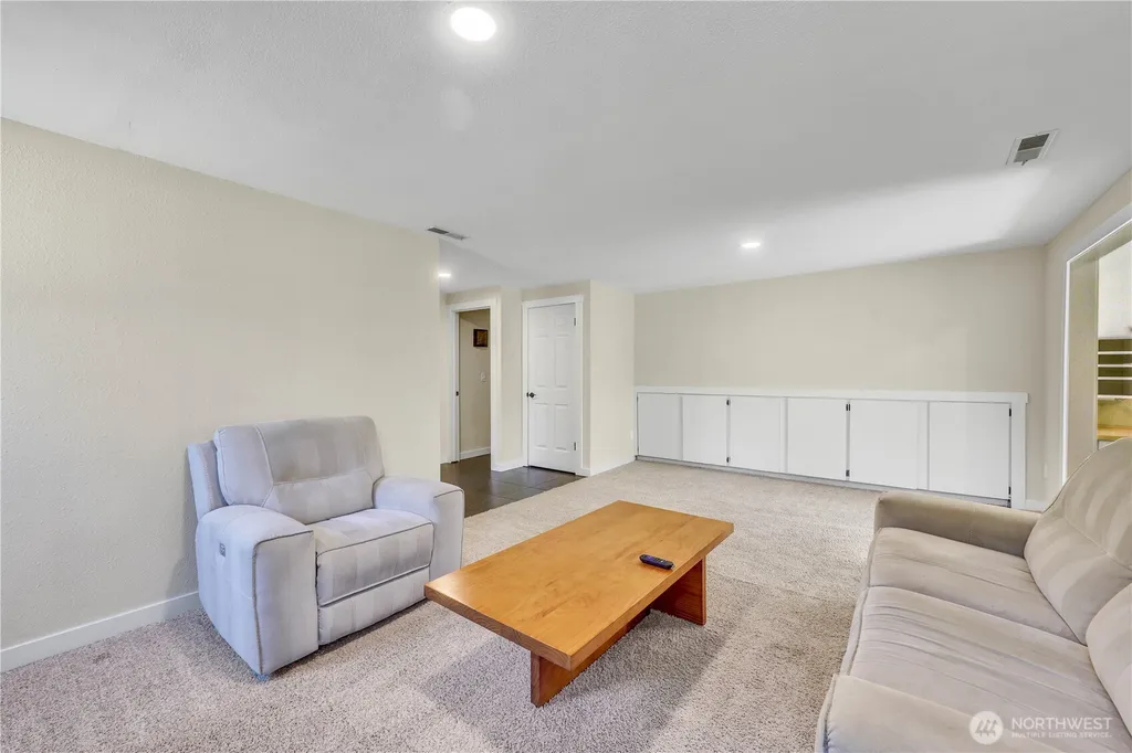 12721 NE 79th Court Kirkland WA 98034