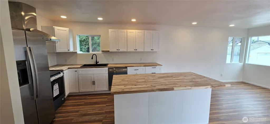 511 E Fourth Street Port Angeles WA 98362