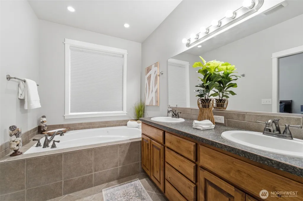 6313 Balmoral Court Pasco WA 99301