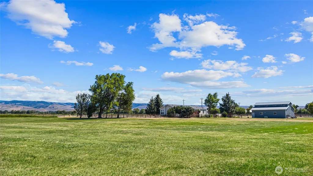 3510 Lyons Road Ellensburg WA 98926