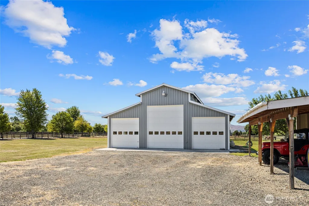 3510 Lyons Road Ellensburg WA 98926