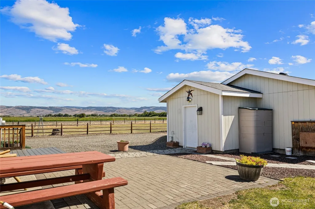 3510 Lyons Road Ellensburg WA 98926