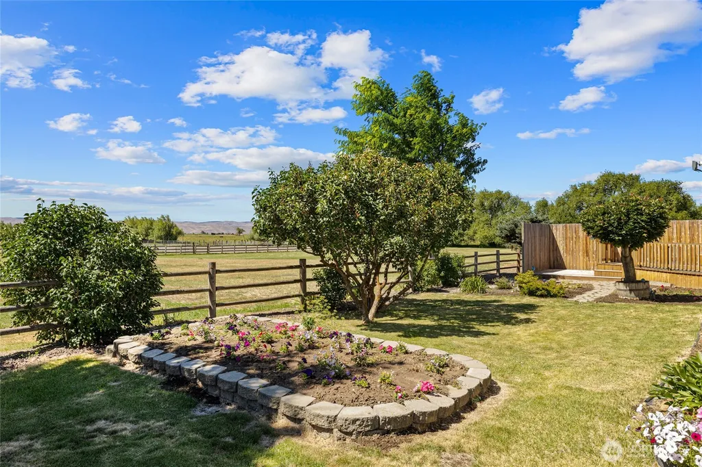 3510 Lyons Road Ellensburg WA 98926