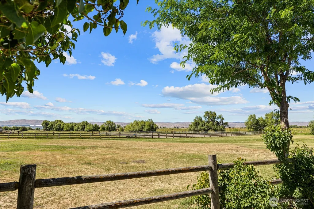 3510 Lyons Road Ellensburg WA 98926