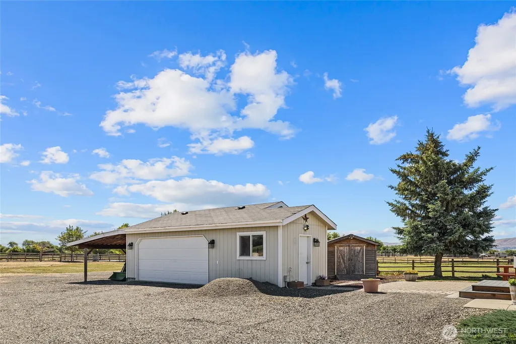 3510 Lyons Road Ellensburg WA 98926