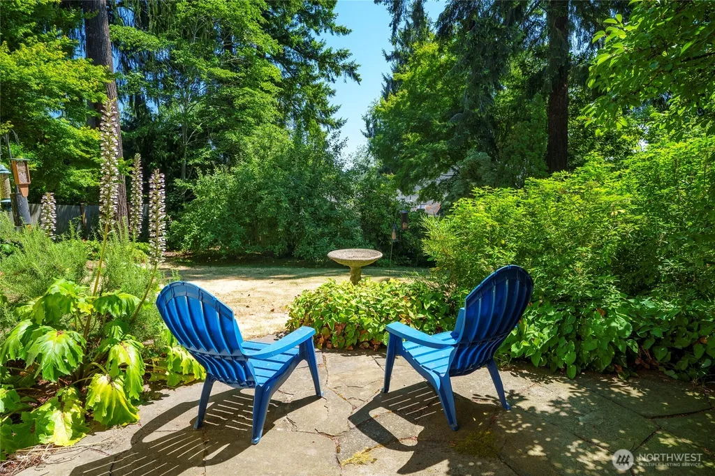 6626 57th Avenue NE Seattle WA 98115