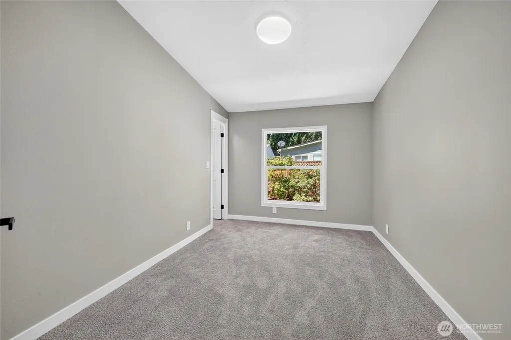12417 207th Avenue E Bonney Lake WA 98391