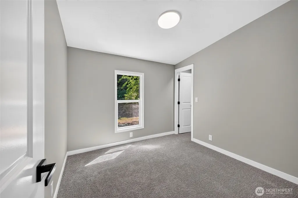 12417 207th Avenue E Bonney Lake WA 98391