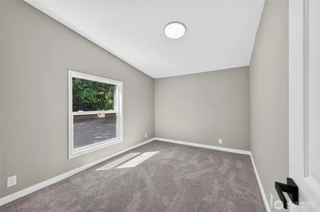 12417 207th Avenue E Bonney Lake WA 98391