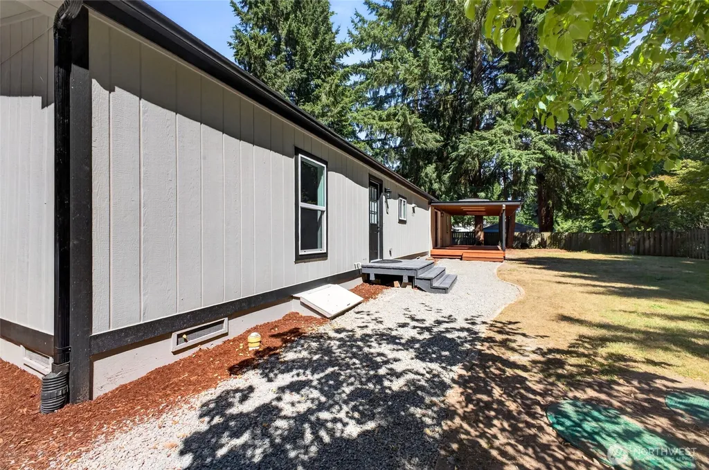 12417 207th Avenue E Bonney Lake WA 98391