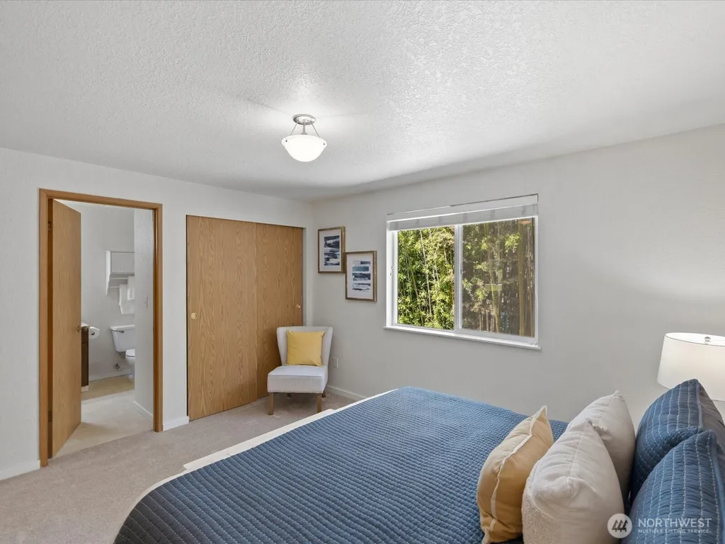 26828 NE Bird Street Duvall WA 98019