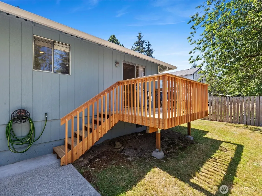 26828 NE Bird Street Duvall WA 98019