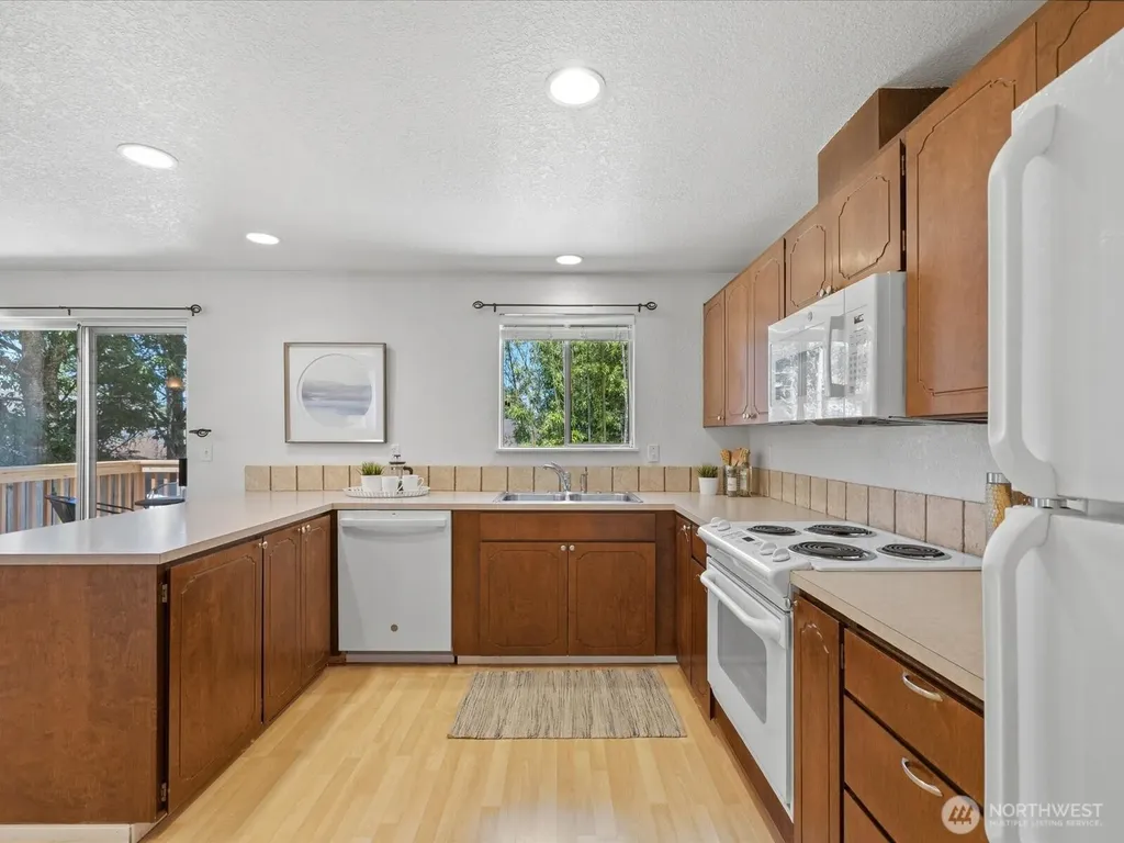 26828 NE Bird Street Duvall WA 98019