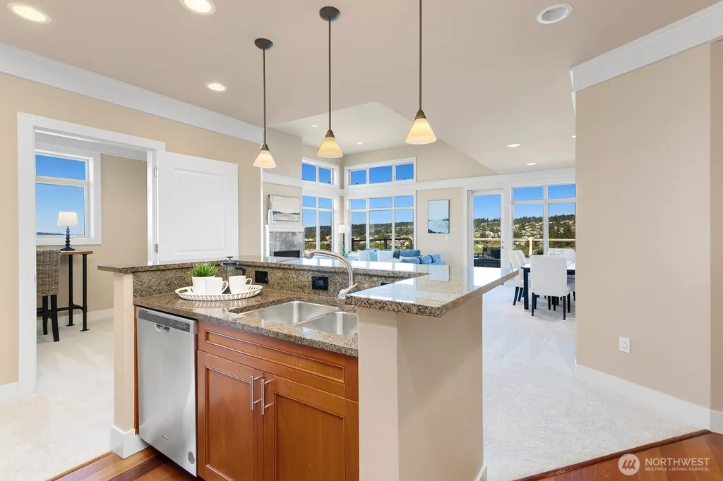 55 Pine Street Edmonds WA 98020