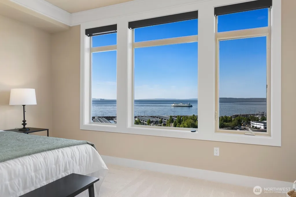 55 Pine Street Edmonds WA 98020