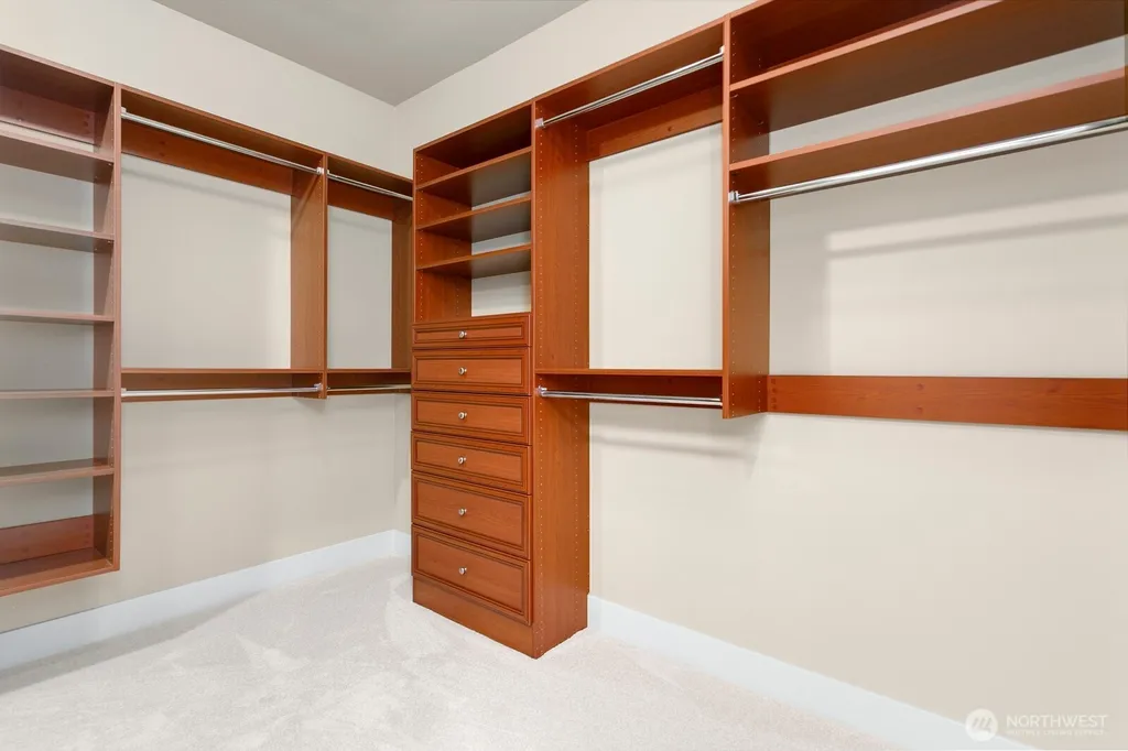 55 Pine Street Edmonds WA 98020