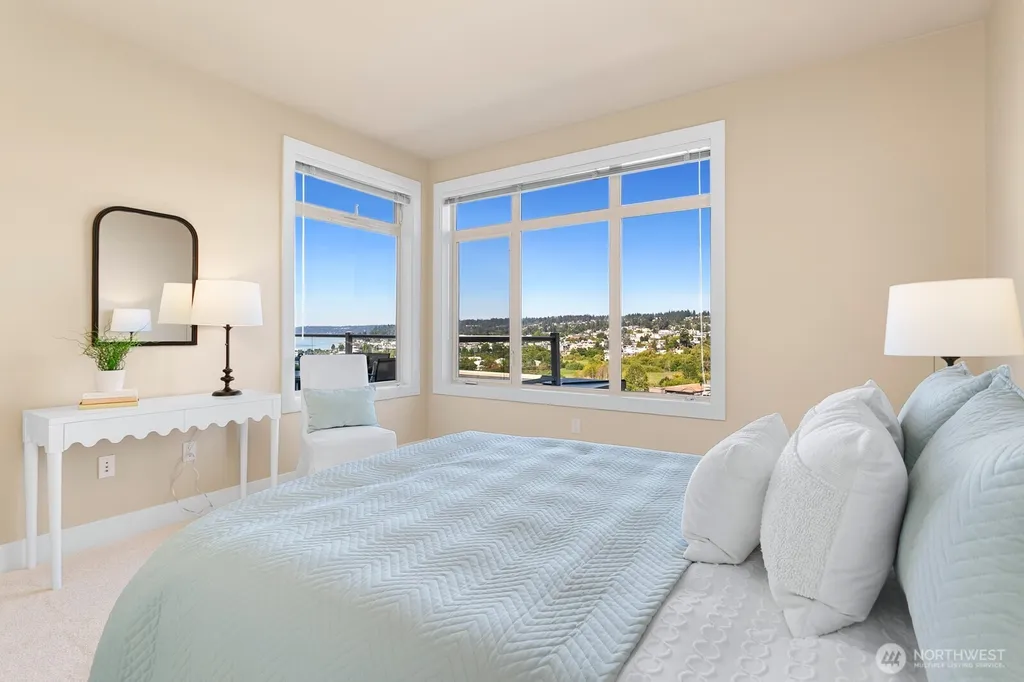 55 Pine Street Edmonds WA 98020