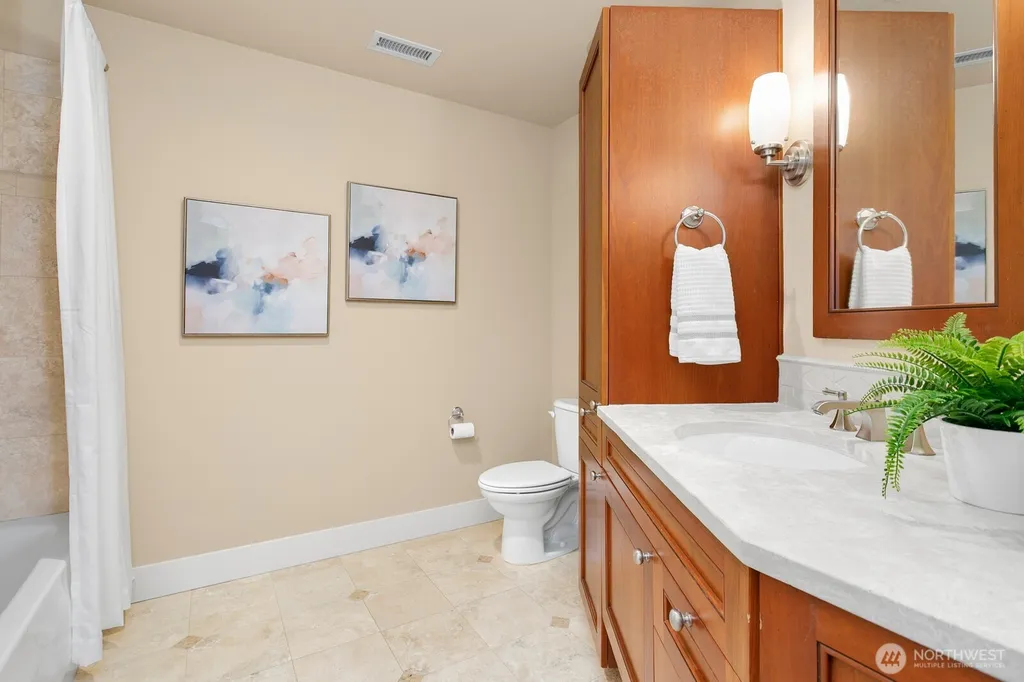 55 Pine Street Edmonds WA 98020